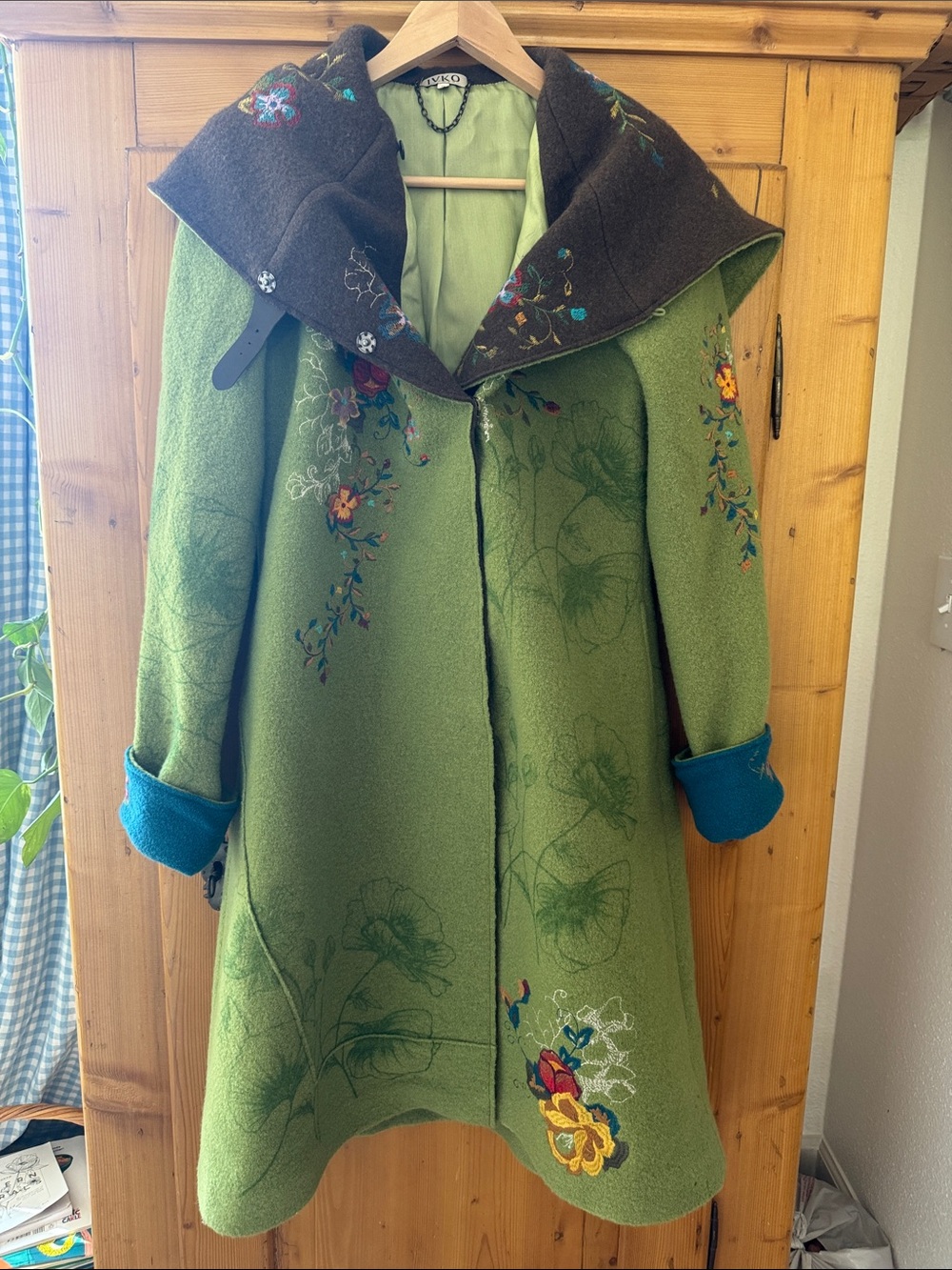IVKO Green Embroidered Wool Coat with Contrast Hood